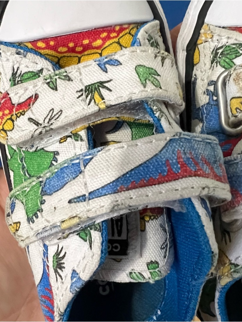 Converse Kids White Canvas Sneakers with Dinosaur Print size 5 toddler - Picture 10 of 11